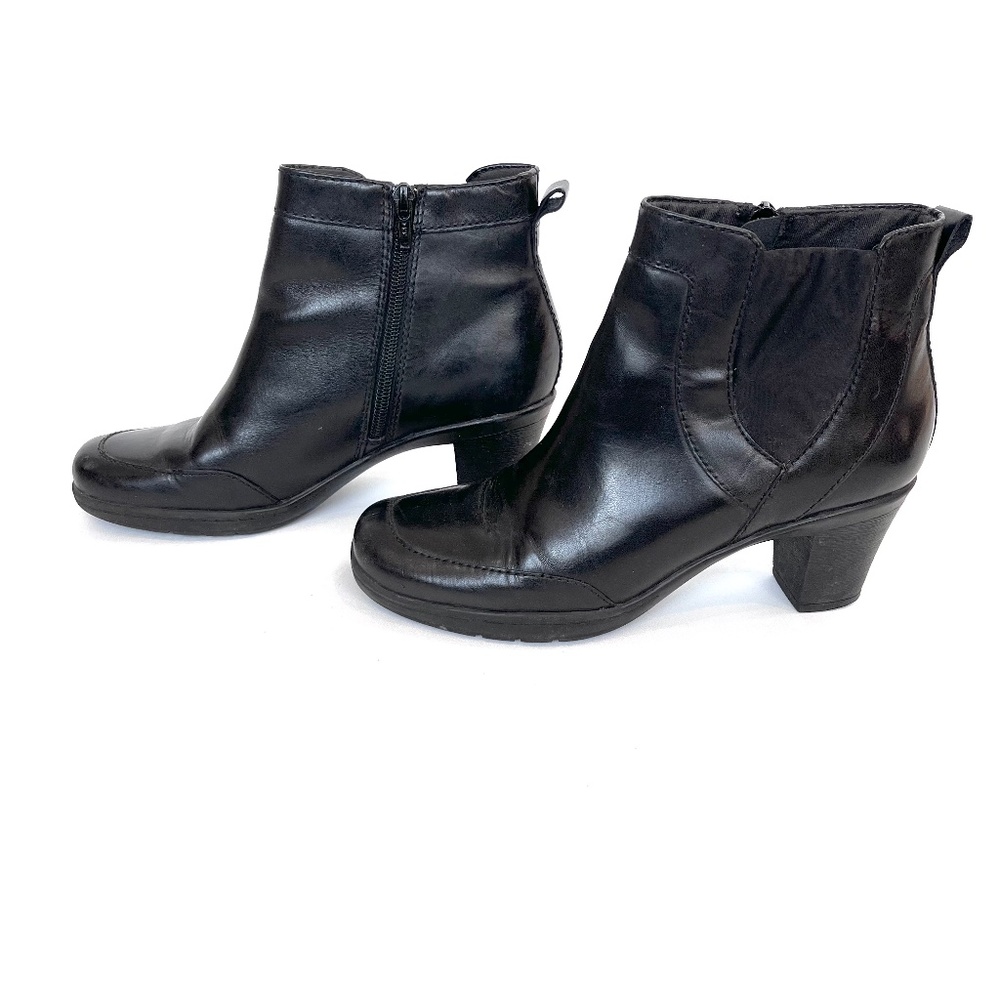 Clarks Gracious Black Leather Bootie Water Resistant